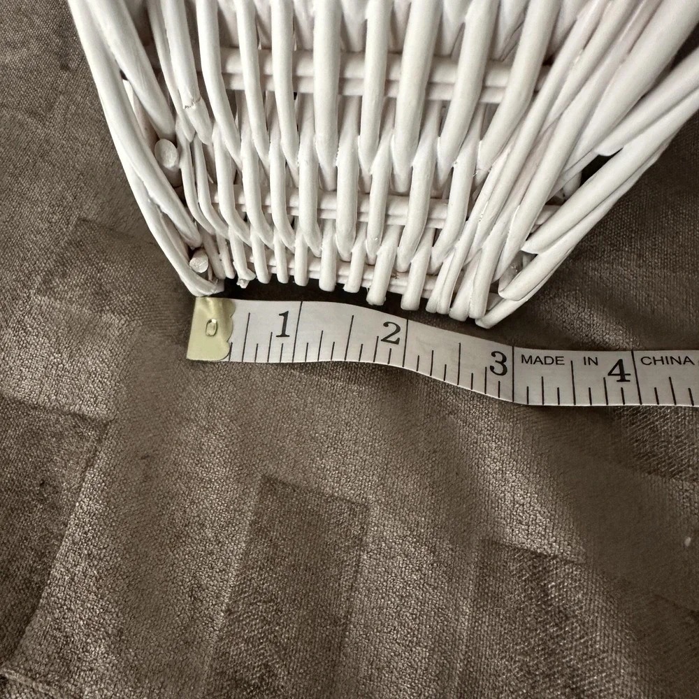 White Wicker Rectangular Basket 17 Inch Farmhouse‎ Table Centerpiece Organizer